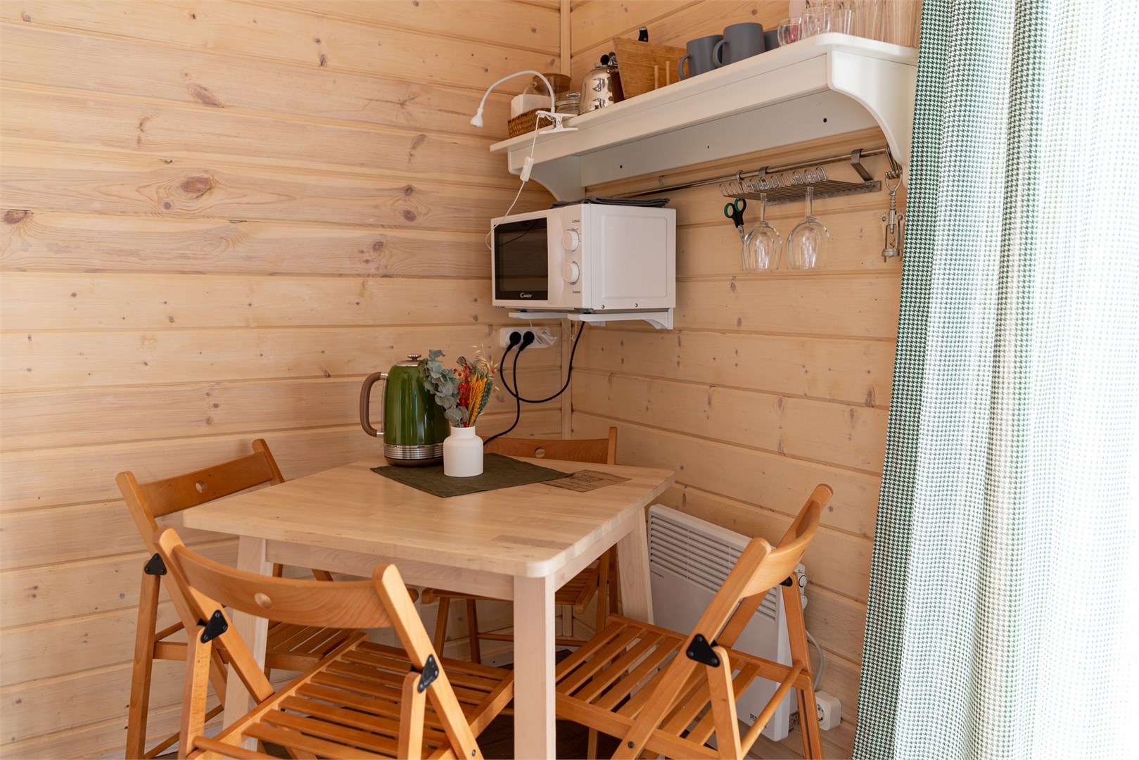 Земляника с антресолью в Скрытово. Дачи