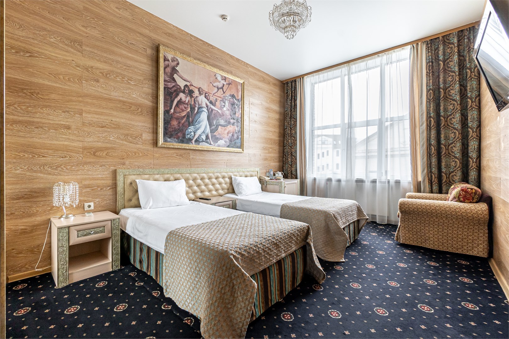 Супериор с двумя раздельными кроватями в Azimut Отель Дербеневская Москва