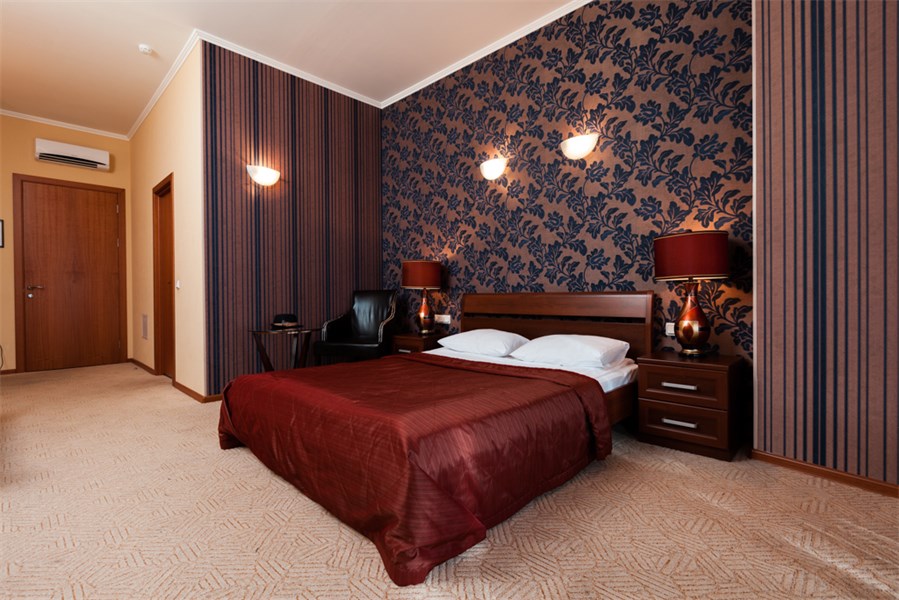 Большая комната с дополнительной мягкой мебелью в Аллегро на Лиговском