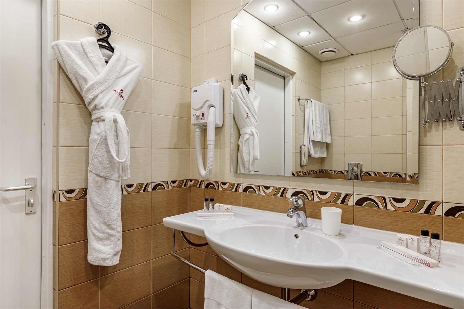 Бизнес  (Отдельные кровати) в Максима Панорама