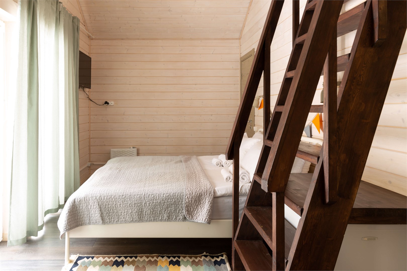 Смородина с антресолью в Скрытово. Дачи