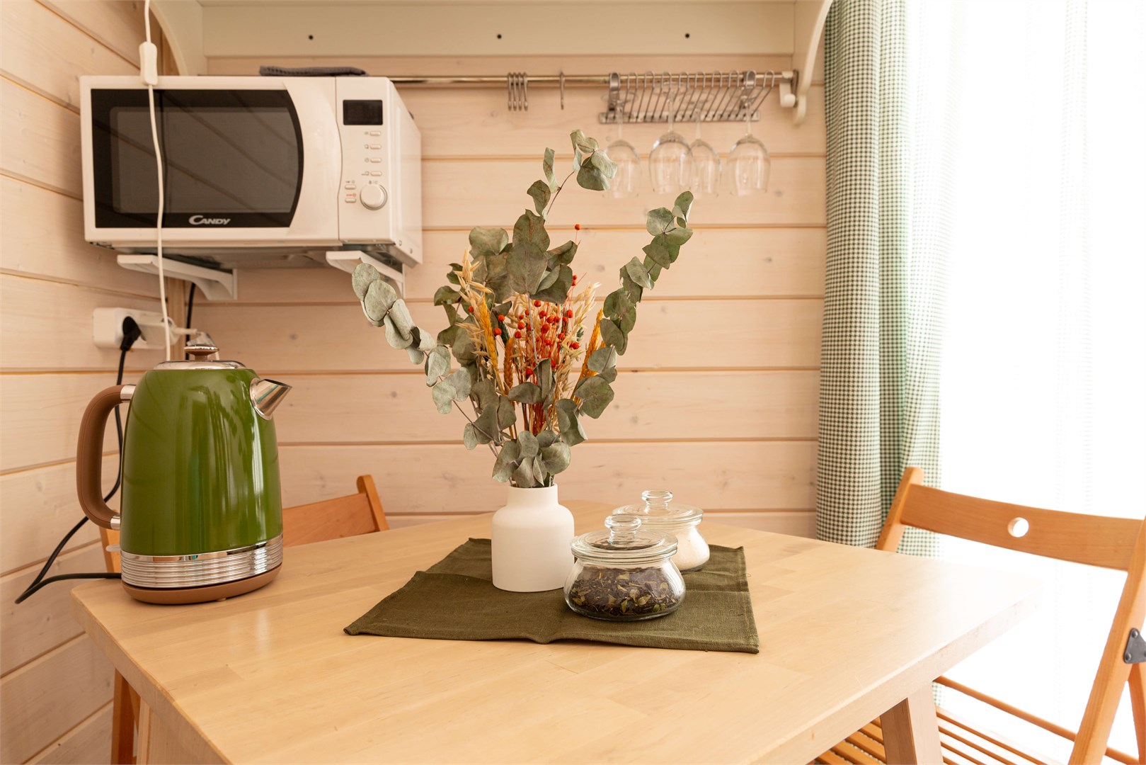 Смородина с антресолью в Скрытово. Дачи