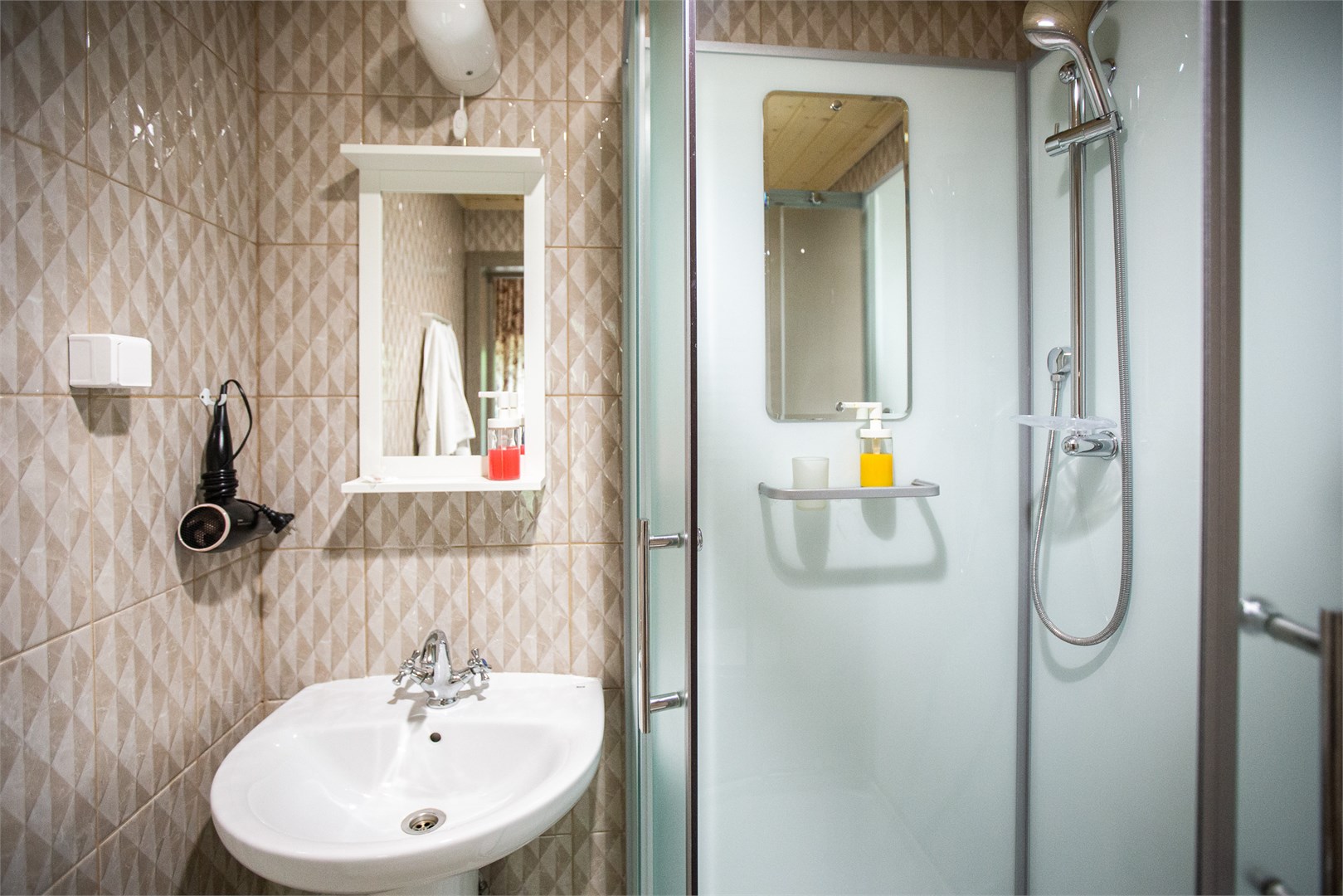 Ежевика с антресолью в Скрытово. Дачи