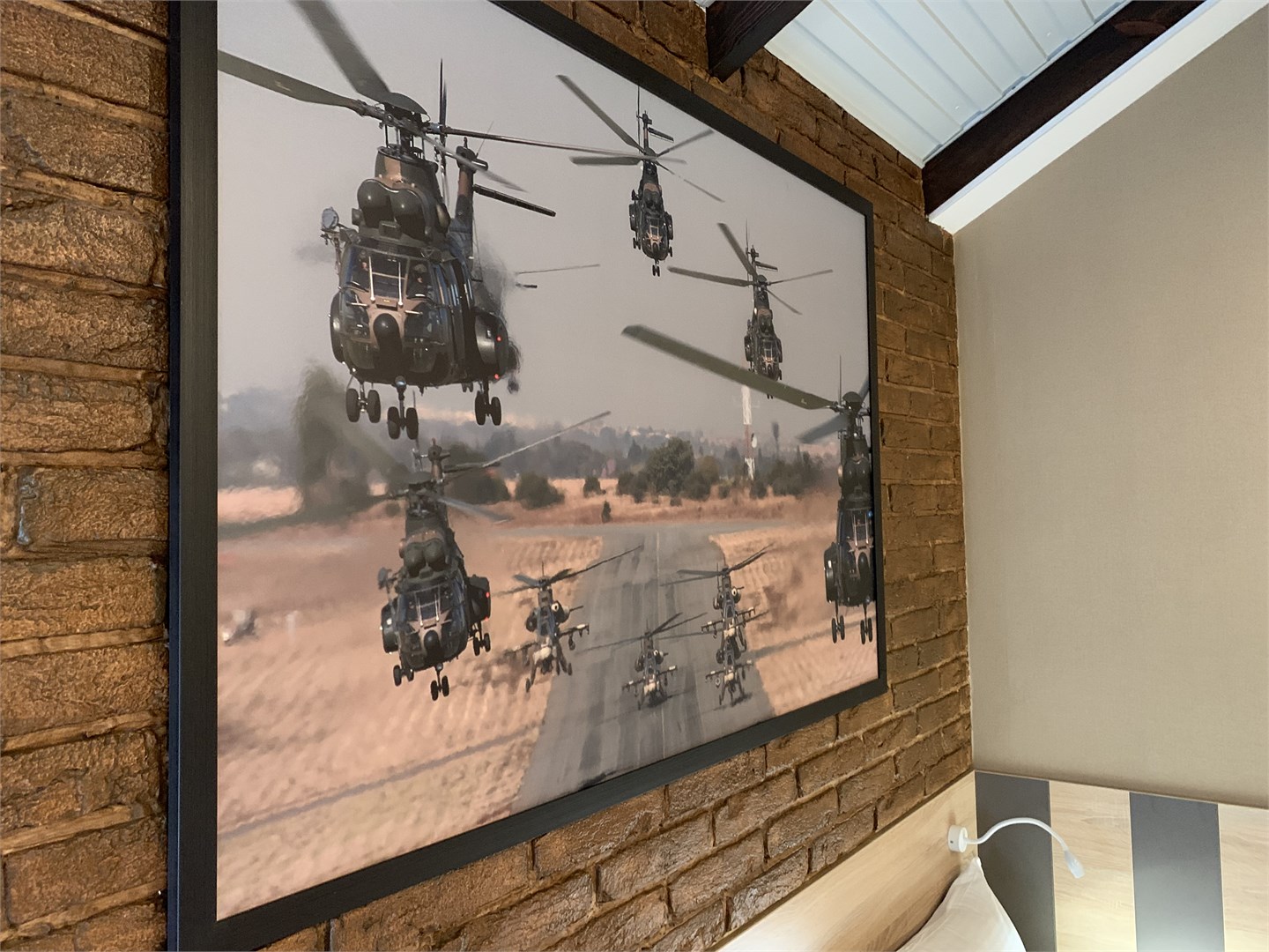 Большой двухместный номер с двумя отдельными кроватями в Авиатор