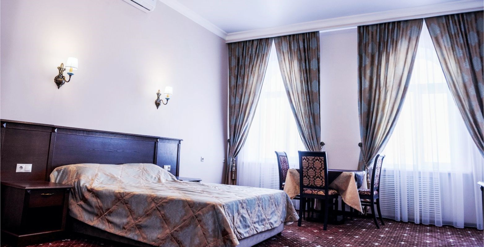 Номер «Стандарт» 1 двуспальная кровать (корпус 1) в Казаки